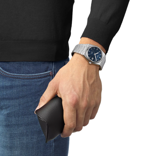 Darstellung der Uhr Tissot PRX Powermatic 80 40mm am Handgelenk