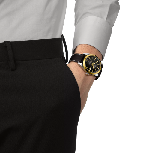 Simulation de la montre Tissot Gentleman Powermatic 80 Silicium Solid 18K Gold Bezel sur un poignet
